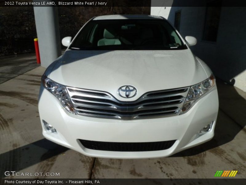 Blizzard White Pearl / Ivory 2012 Toyota Venza LE AWD