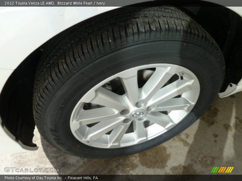 Blizzard White Pearl / Ivory 2012 Toyota Venza LE AWD