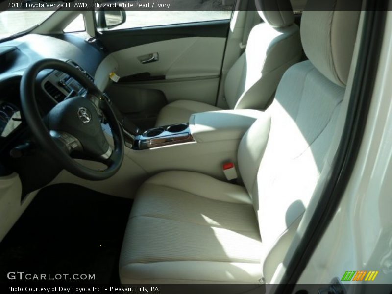 Blizzard White Pearl / Ivory 2012 Toyota Venza LE AWD