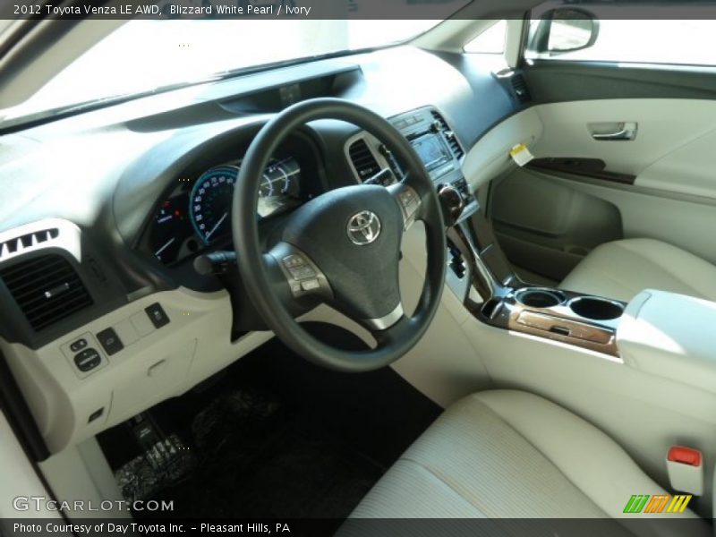 Blizzard White Pearl / Ivory 2012 Toyota Venza LE AWD