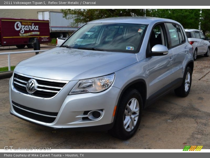 Reflex Silver Metallic / Charcoal 2011 Volkswagen Tiguan S