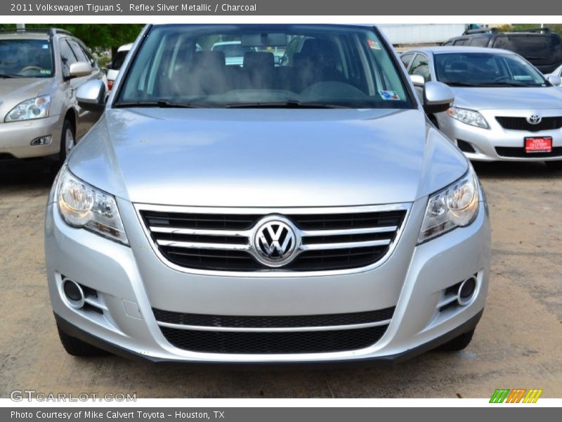 Reflex Silver Metallic / Charcoal 2011 Volkswagen Tiguan S
