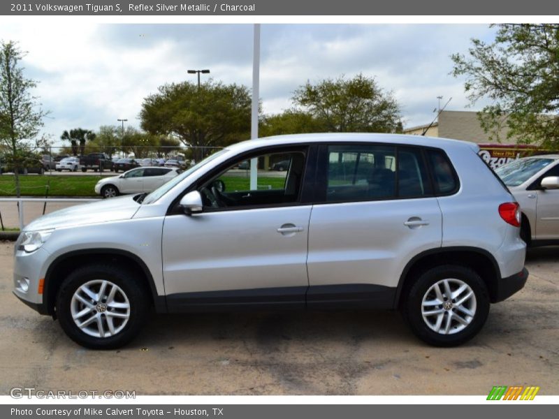 Reflex Silver Metallic / Charcoal 2011 Volkswagen Tiguan S