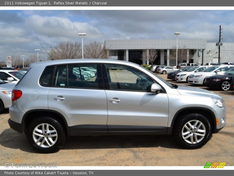Reflex Silver Metallic / Charcoal 2011 Volkswagen Tiguan S