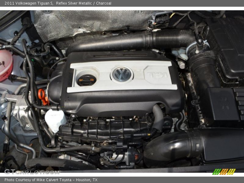 Reflex Silver Metallic / Charcoal 2011 Volkswagen Tiguan S