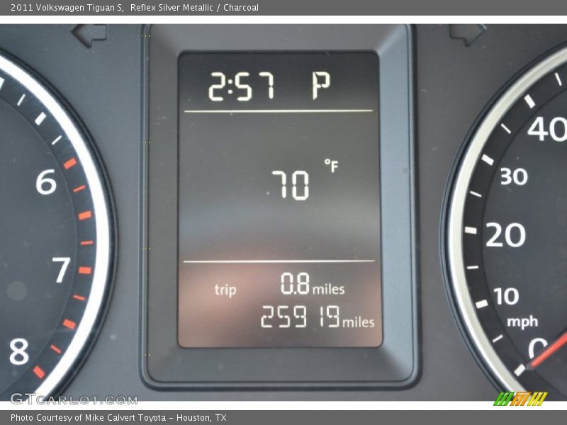 Reflex Silver Metallic / Charcoal 2011 Volkswagen Tiguan S