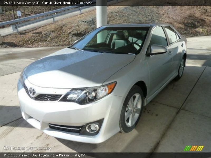Classic Silver Metallic / Black/Ash 2012 Toyota Camry SE