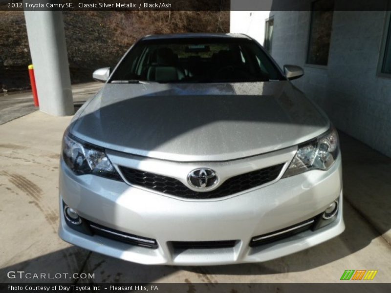 Classic Silver Metallic / Black/Ash 2012 Toyota Camry SE