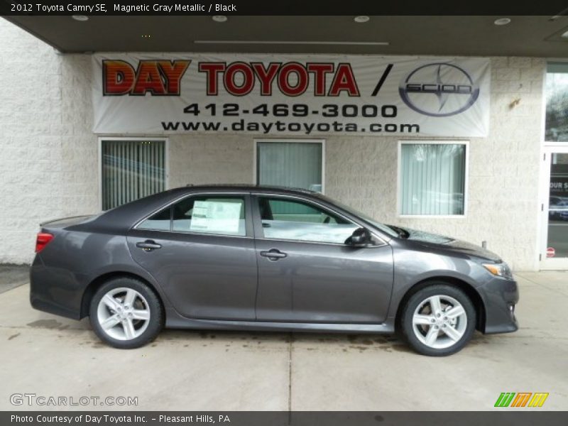 Magnetic Gray Metallic / Black 2012 Toyota Camry SE