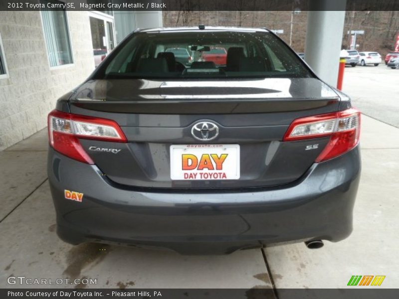 Magnetic Gray Metallic / Black 2012 Toyota Camry SE
