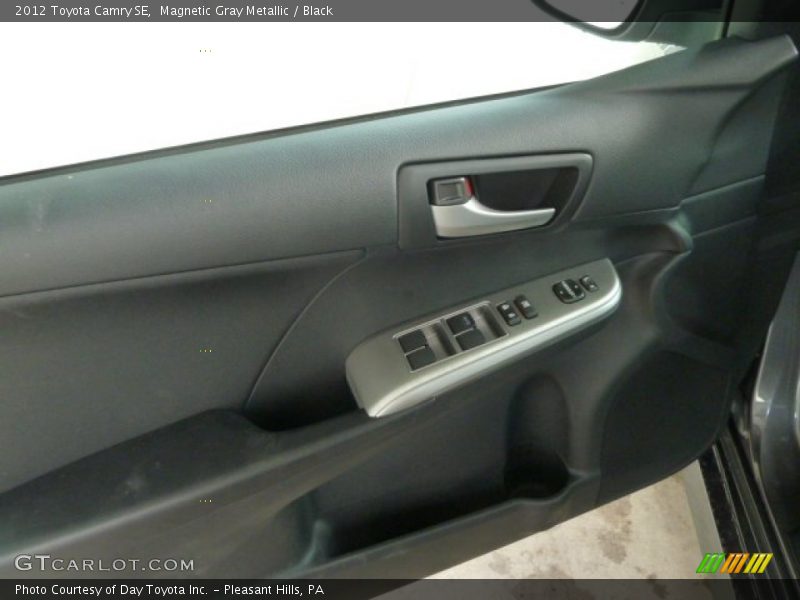 Magnetic Gray Metallic / Black 2012 Toyota Camry SE