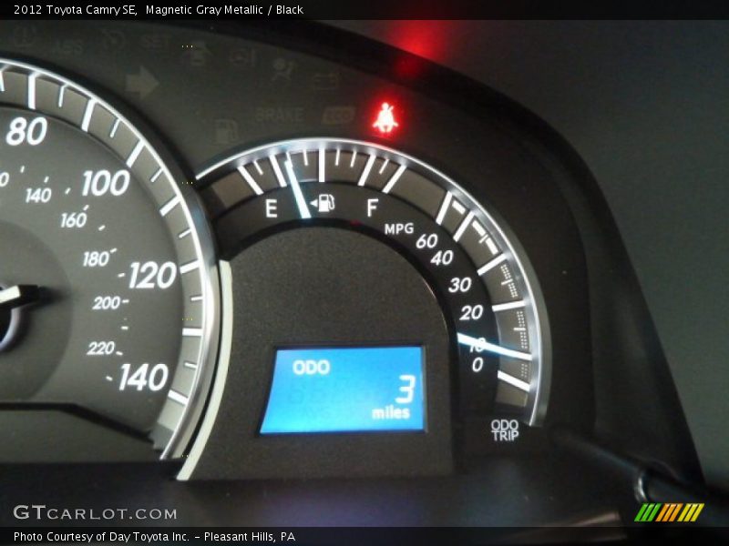 Magnetic Gray Metallic / Black 2012 Toyota Camry SE