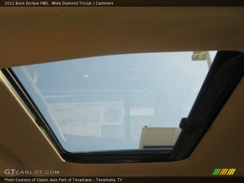 White Diamond Tricoat / Cashmere 2012 Buick Enclave FWD