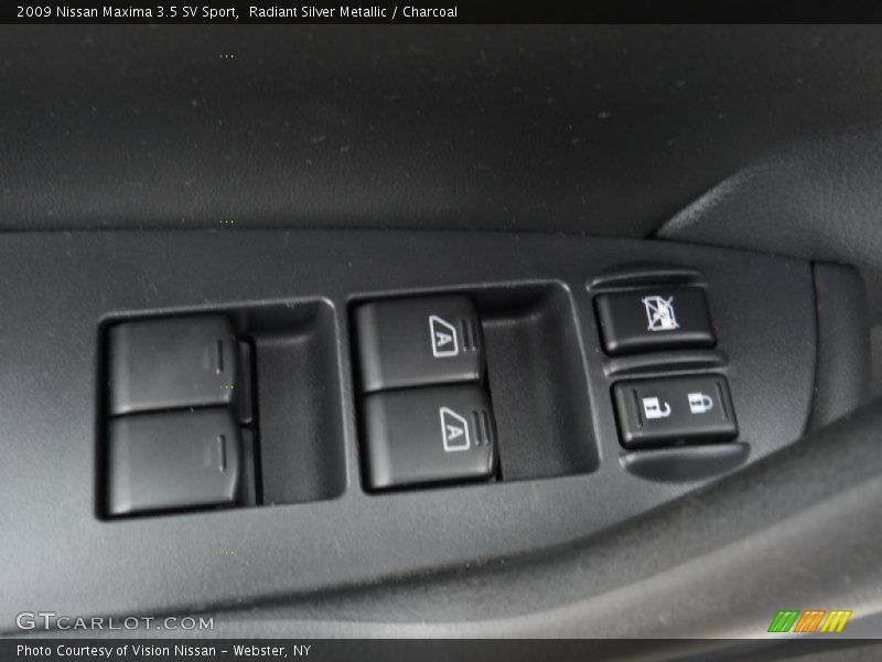 Radiant Silver Metallic / Charcoal 2009 Nissan Maxima 3.5 SV Sport