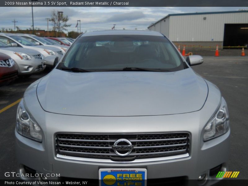Radiant Silver Metallic / Charcoal 2009 Nissan Maxima 3.5 SV Sport
