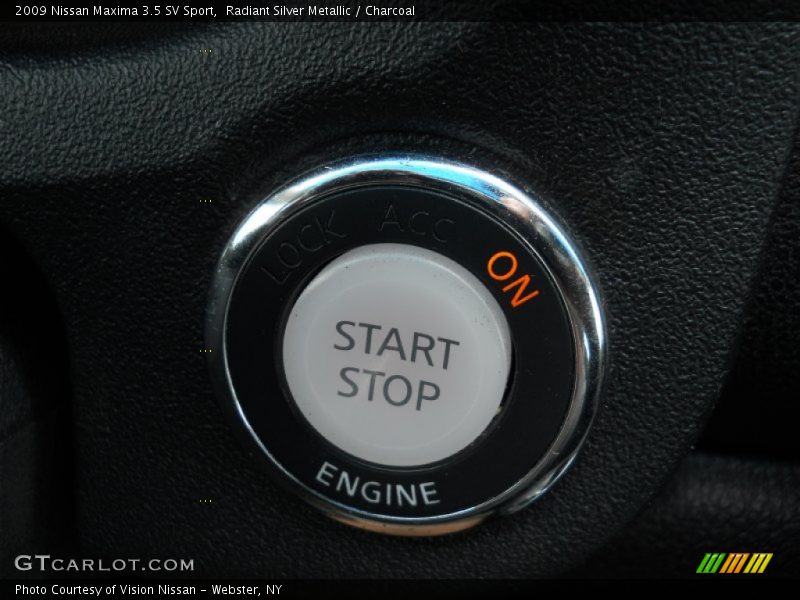 Radiant Silver Metallic / Charcoal 2009 Nissan Maxima 3.5 SV Sport
