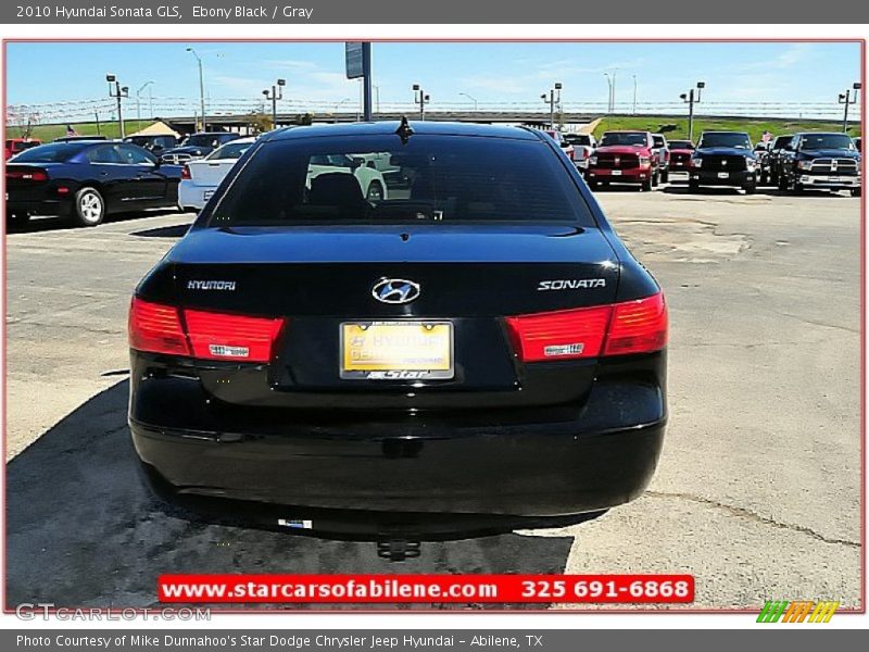 Ebony Black / Gray 2010 Hyundai Sonata GLS