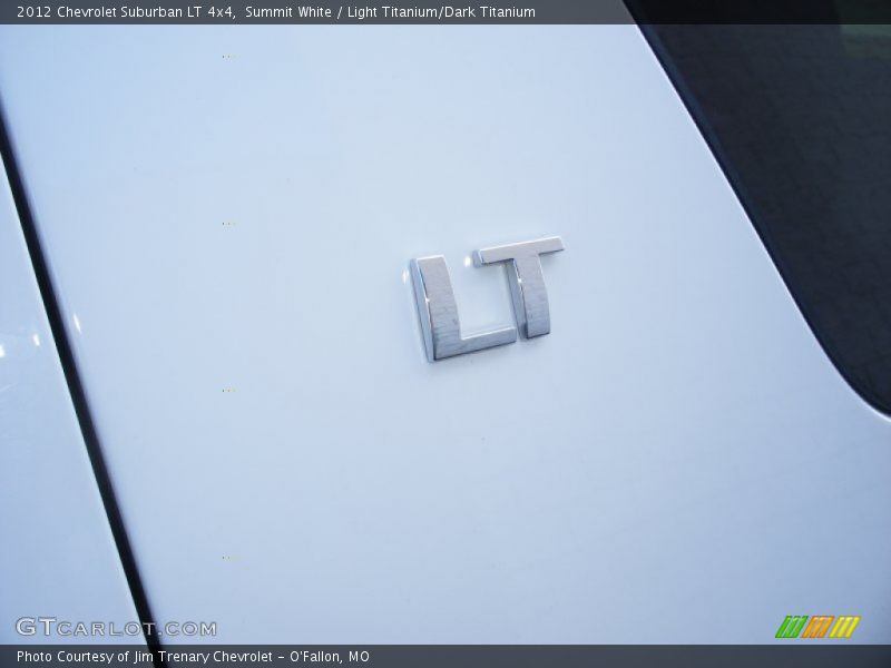 Summit White / Light Titanium/Dark Titanium 2012 Chevrolet Suburban LT 4x4