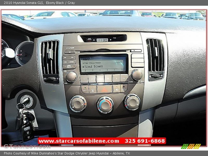Ebony Black / Gray 2010 Hyundai Sonata GLS
