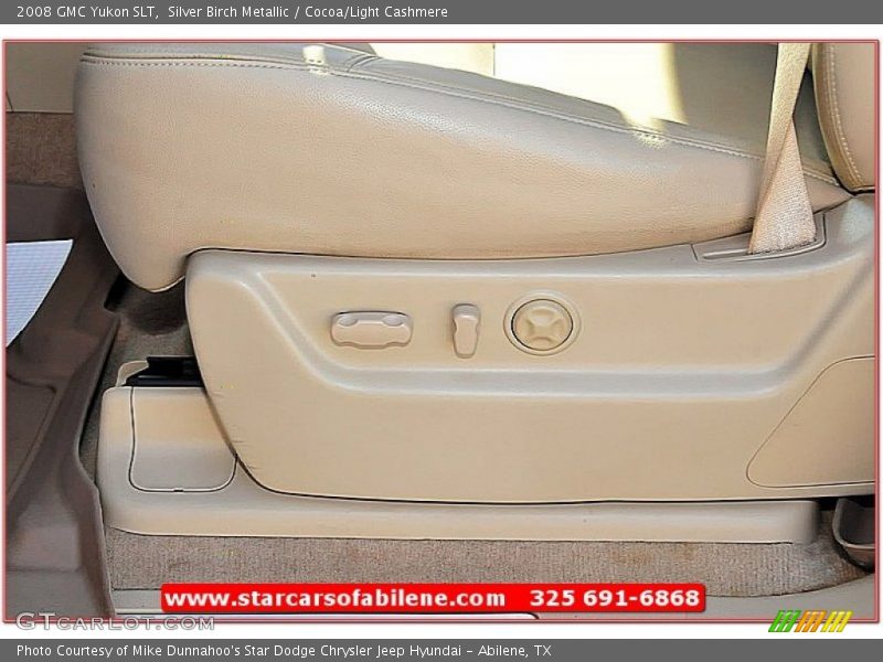 Silver Birch Metallic / Cocoa/Light Cashmere 2008 GMC Yukon SLT