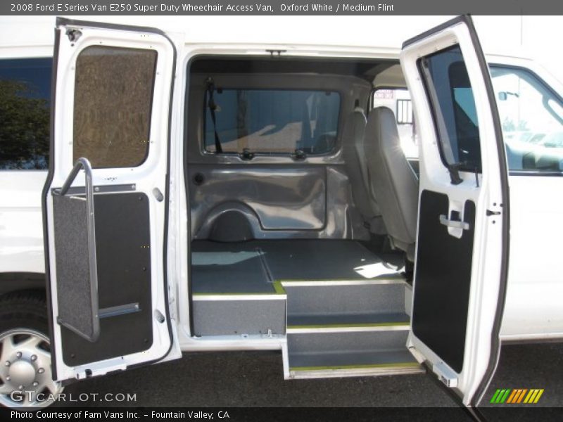 Oxford White / Medium Flint 2008 Ford E Series Van E250 Super Duty Wheechair Access Van