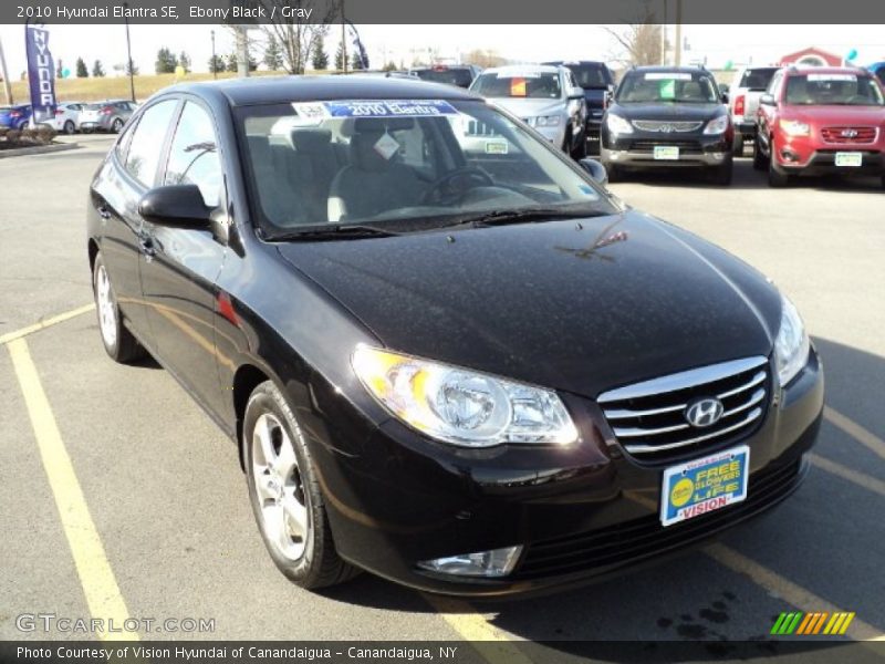 Ebony Black / Gray 2010 Hyundai Elantra SE