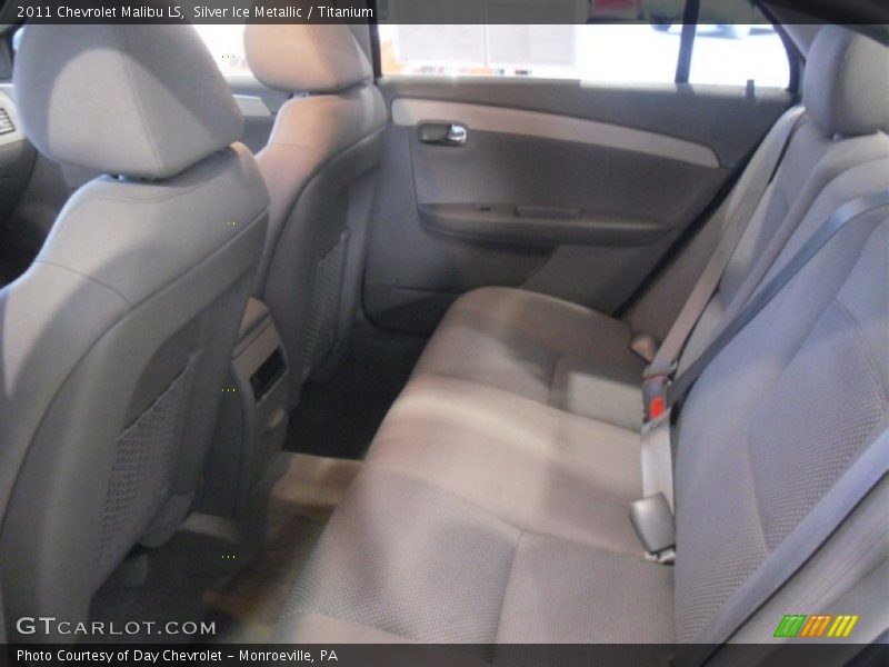 Silver Ice Metallic / Titanium 2011 Chevrolet Malibu LS