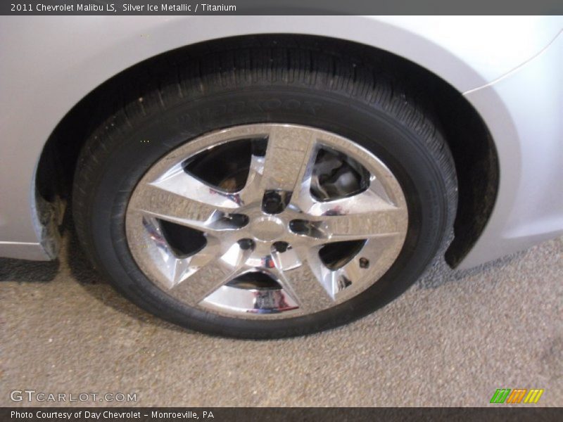 Silver Ice Metallic / Titanium 2011 Chevrolet Malibu LS
