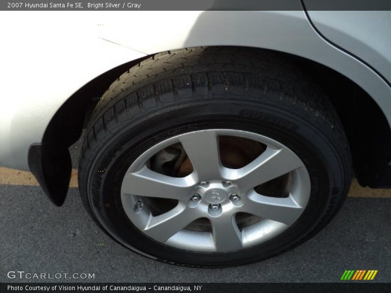 Bright Silver / Gray 2007 Hyundai Santa Fe SE