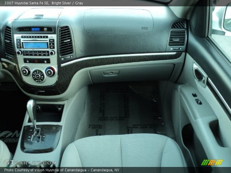 Bright Silver / Gray 2007 Hyundai Santa Fe SE