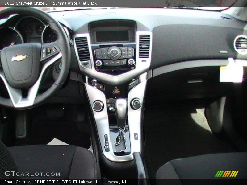 Summit White / Jet Black 2012 Chevrolet Cruze LT