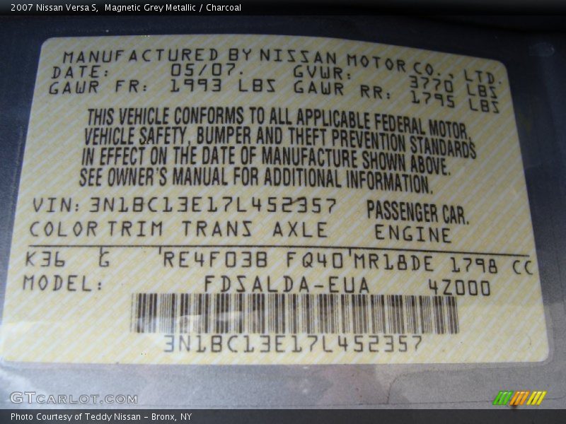 Magnetic Grey Metallic / Charcoal 2007 Nissan Versa S