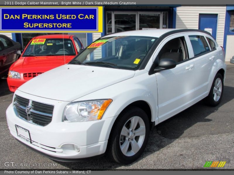 Bright White / Dark Slate/Medium Graystone 2011 Dodge Caliber Mainstreet