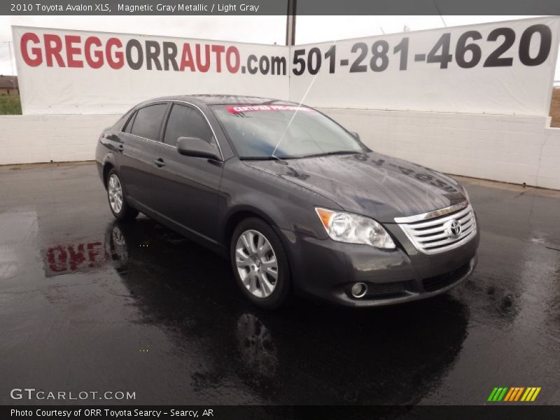Magnetic Gray Metallic / Light Gray 2010 Toyota Avalon XLS