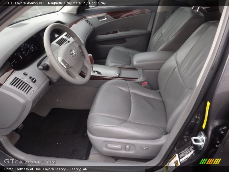 Magnetic Gray Metallic / Light Gray 2010 Toyota Avalon XLS