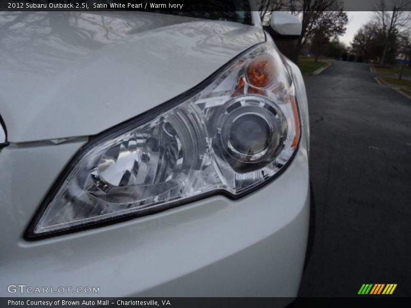 Satin White Pearl / Warm Ivory 2012 Subaru Outback 2.5i