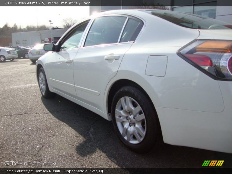 Winter Frost White / Frost 2010 Nissan Altima 2.5