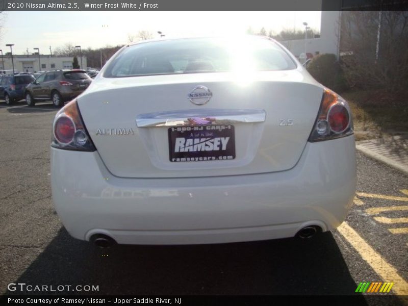 Winter Frost White / Frost 2010 Nissan Altima 2.5