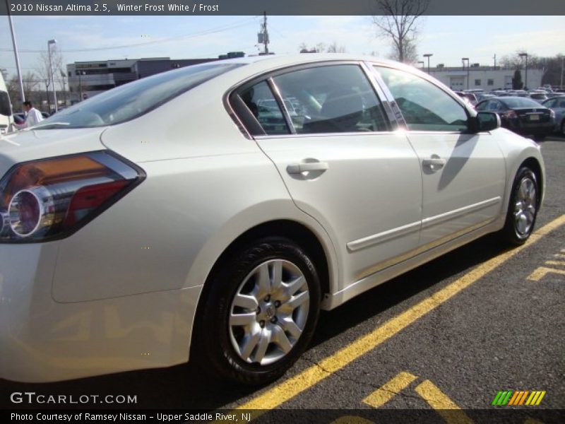 Winter Frost White / Frost 2010 Nissan Altima 2.5