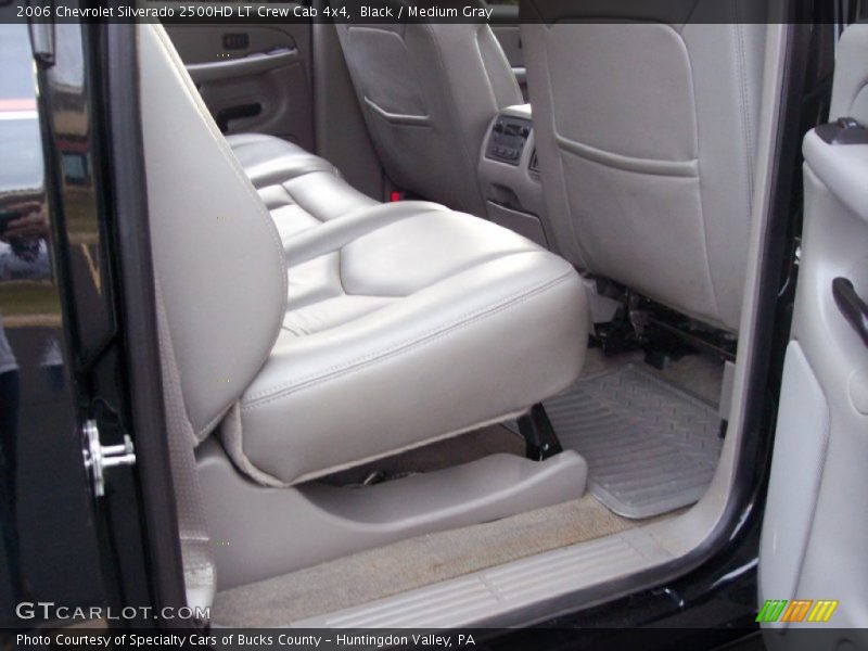 Black / Medium Gray 2006 Chevrolet Silverado 2500HD LT Crew Cab 4x4