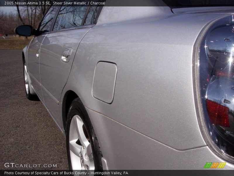 Sheer Silver Metallic / Charcoal 2005 Nissan Altima 3.5 SE