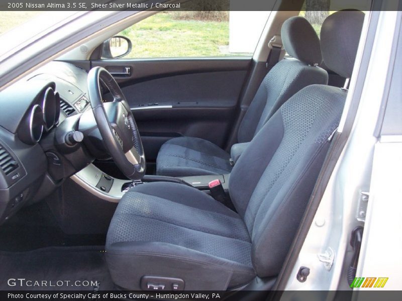  2005 Altima 3.5 SE Charcoal Interior