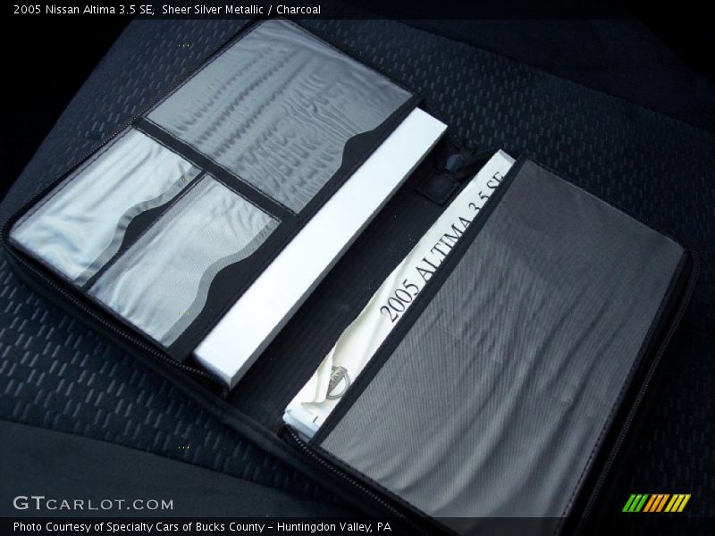 Sheer Silver Metallic / Charcoal 2005 Nissan Altima 3.5 SE