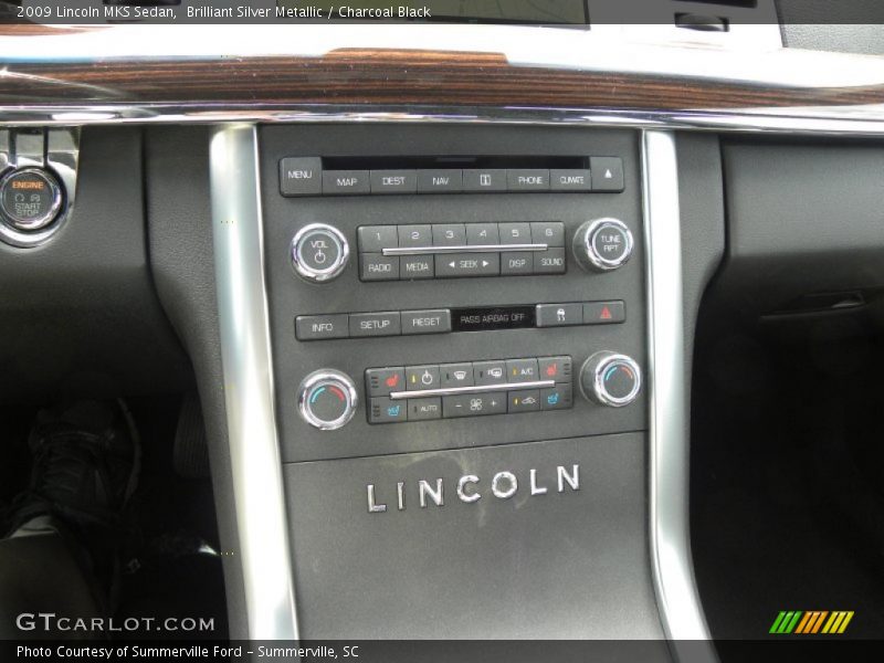 Brilliant Silver Metallic / Charcoal Black 2009 Lincoln MKS Sedan