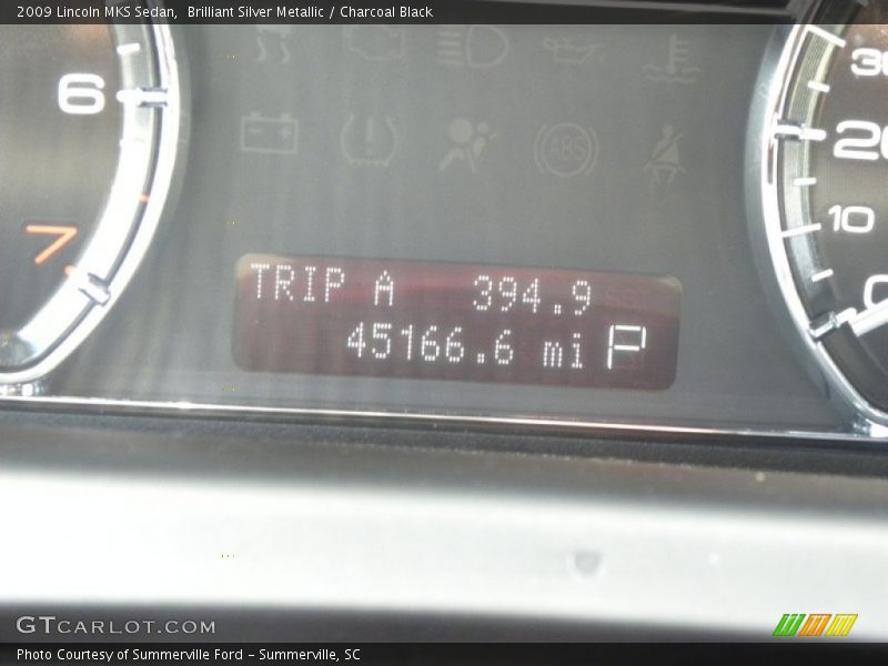 Brilliant Silver Metallic / Charcoal Black 2009 Lincoln MKS Sedan
