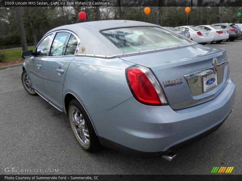 Light Ice Blue Metallic / Cashmere 2009 Lincoln MKS Sedan