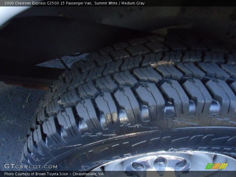 Summit White / Medium Gray 2000 Chevrolet Express G3500 15 Passenger Van