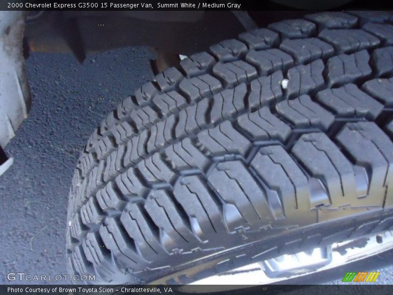 Summit White / Medium Gray 2000 Chevrolet Express G3500 15 Passenger Van