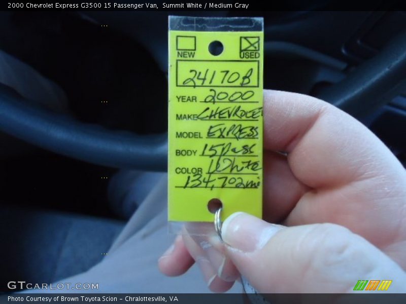 Summit White / Medium Gray 2000 Chevrolet Express G3500 15 Passenger Van