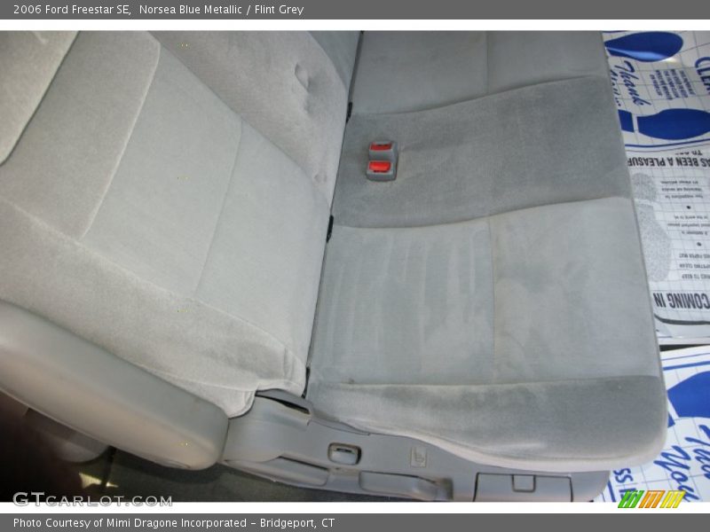 Norsea Blue Metallic / Flint Grey 2006 Ford Freestar SE